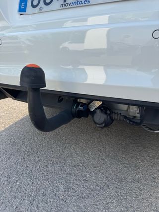 VW Golf Advance 1.6TDi 110cv automatico