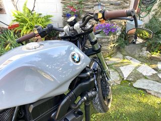BMW K75 Cafe Racer Gris