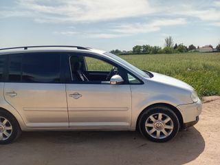Volkswagen Touran 2005