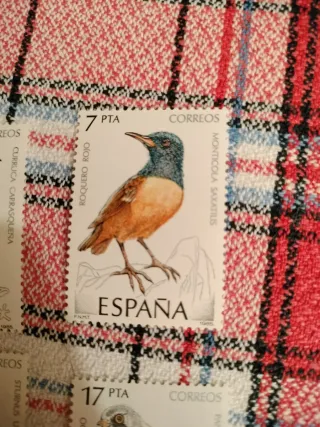 Lote 4 sellos España Aves 1979