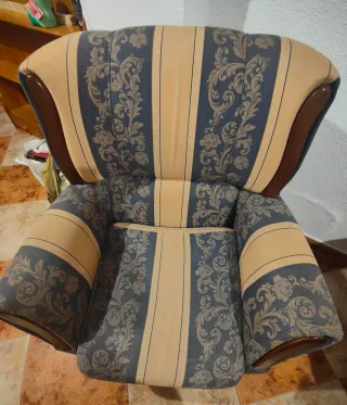 Sofá 3 plazas y 2 sillones a juego
