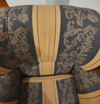 Sofá 3 plazas y 2 sillones a juego