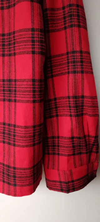 Camisa a cuadros SHEIN roja y negra Talla M