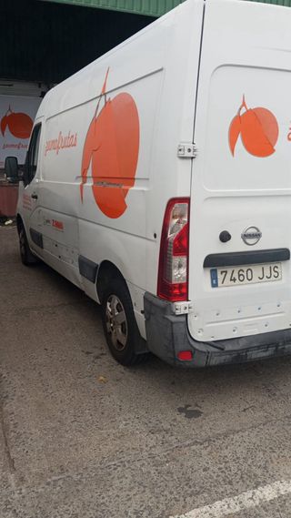 Nissan NV400 2017