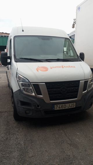 Nissan NV400 2017