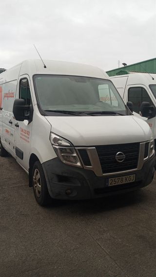 Nissan NV400 2017