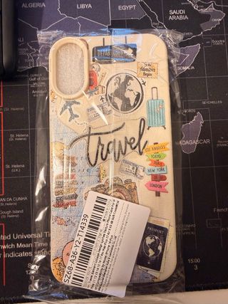 Funda iPhone 16 Plus Diseño Viaje