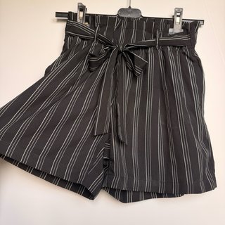 Pantaloncini neri a righe bianche Terranova XS