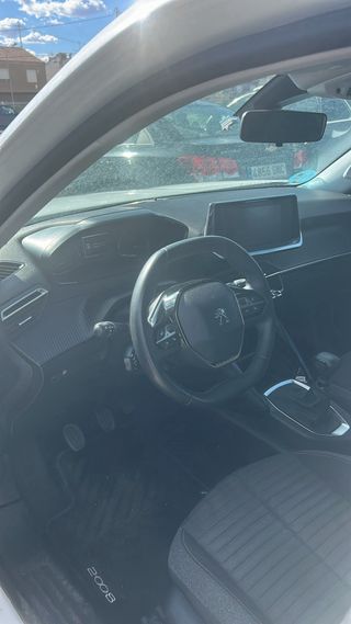 Audi  A 8 2004
