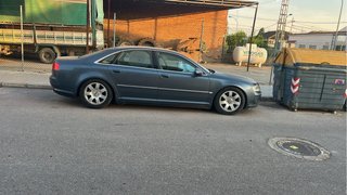 Audi  A 8 2004