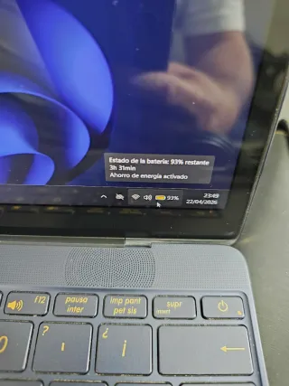 Portátil Asus i7 UX390U como nuevo, batería nueva