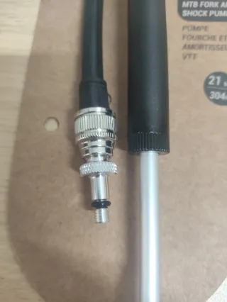 Pompa B'Twin 940 MTB per forcella/ammortizzatore