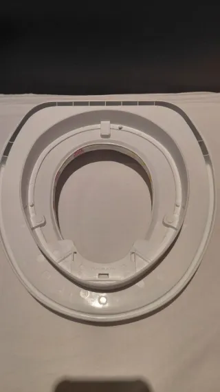Adaptador de baño infantil con diseño