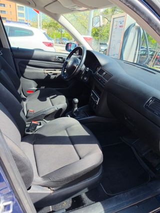 Volkswagen Bora 1.9 TDI CONCEPLINE 90CV