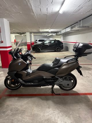 BMW 650 GT Maxi Scooter Bronce