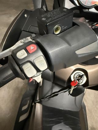 BMW 650 GT Maxi Scooter Bronce