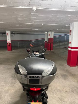 BMW 650 GT Maxi Scooter Bronce