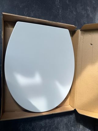 Asiento de inodoro ovalado YEAUPE PRO