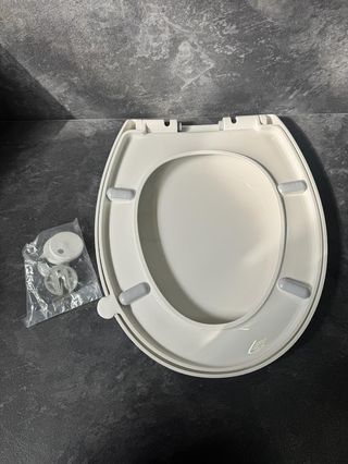 Asiento de inodoro ovalado YEAUPE PRO