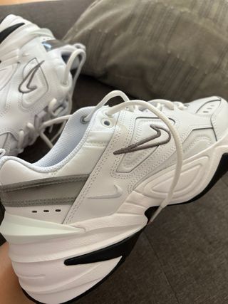 Nike M2K Tekno Zapatillas Blancas y Negras
