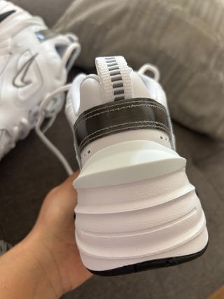 Nike M2K Tekno Zapatillas Blancas y Negras