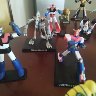 Lotto Action Figure Robot e manga