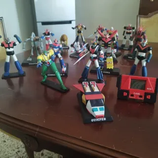 Lotto Action Figure Robot e manga