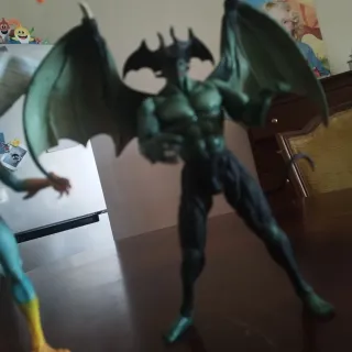 Action Figure Devilman & Resident Evil