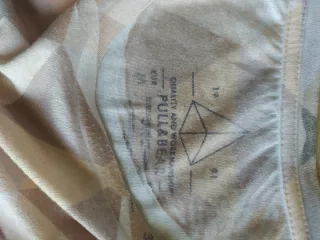 Camiseta Pull&Bear Tigre Geométrico Talla M