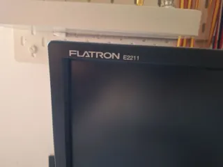 Pantalla LG Flatron E2211 para piezas