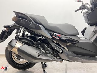 BMW C 400 X 2022 7576 kms.