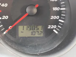 SEAT Cordoba 1.9 TDI 100cv con solo 119.851 km