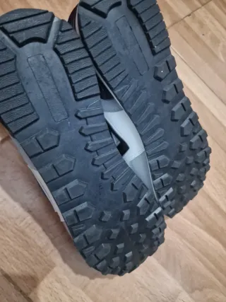 Nuove Scarpe Sportive 43