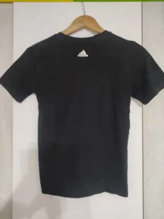 Camiseta Adidas negra logo grande talla XS