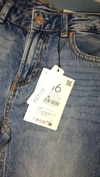 Pantalón vaquero Stradivarius Talla S/36