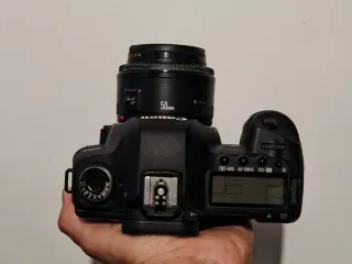 Canon 5D Mark II + Objetivo 50mm 1.8