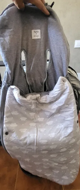 Carrito Uppababy Vista+2 sillas+capazo+accesorios