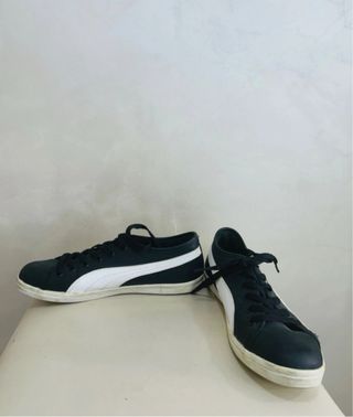 Zapatillas Puma Negras y Blancas Talla 38