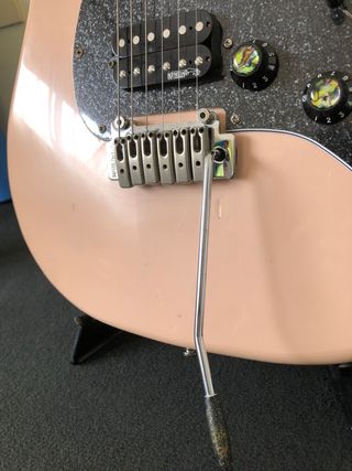 Guitarra Jet modificada David Gilmour Mod