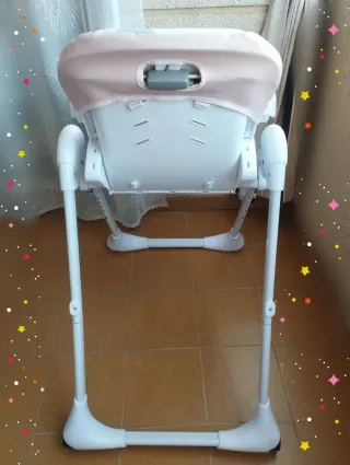 Trona bebé rosa con estampado