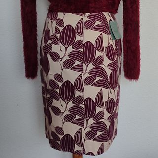 Falda Hoss Intropía estampado floral. Nueva