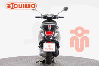VESPA PRIMAVERA 125