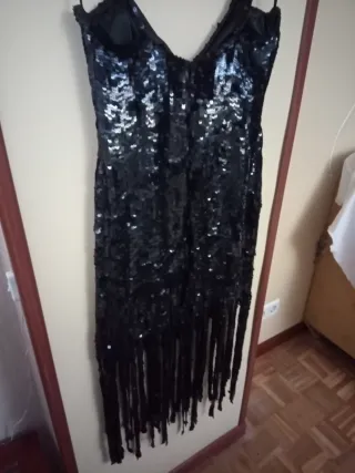 Vestido fiesta lentejuelas flecos negro