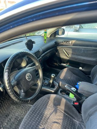 Volkswagen Passat 2001