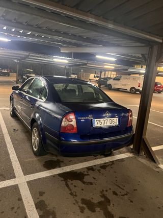 Volkswagen Passat 2001