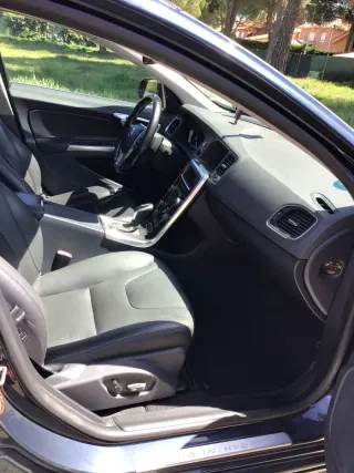 Volvo V60 Híbrido enchufable 285CV AWD