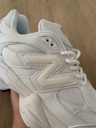 New Balance 9060 Blancas