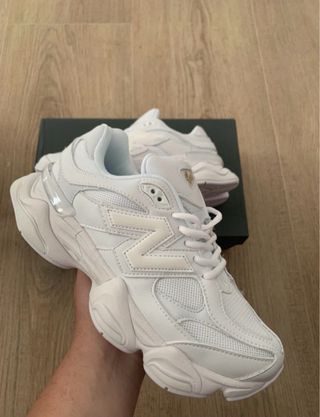 New Balance 9060 Blancas