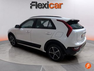 Kia Niro 1.6 GDi HEV 95kW (129CV) Drive