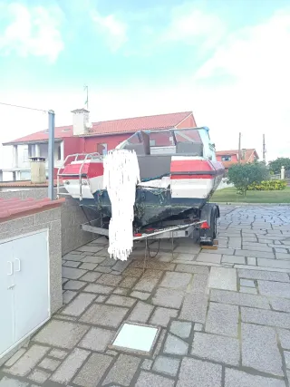 Se vende barco Glastron 5.8m